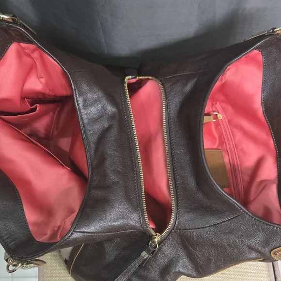 Coach Carryall Black and Brown Shoulder BagEUC